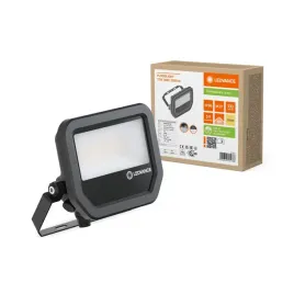 naswietlacz-led-reflektor-zewnetrzny-lampa-17w-2200lm-3000k-ip66-czarny