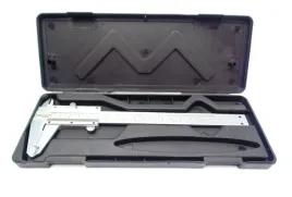 suwmiarka-analogowa-manualna-150-mm-metalowa-inox-etui