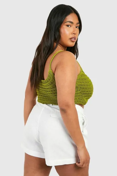 biale-spodenki-materialowe-boohoo-54-linia-plus-size-duze-rozmiary