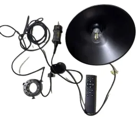 nowoczesna-lampa-wiszaca-led-z-pilotem-ciepla-biel-klosz-25-cm-czarna
