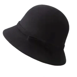 czarny-kapelusz-damski-typu-bucket-elegancki-cylinder-do-plaszcza-szykowny