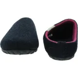 outback-slipper-marka-gumbies