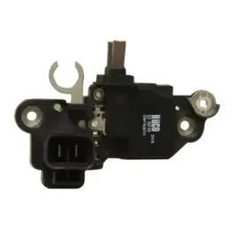 regulator-napiecia-alternatora-130614-huco