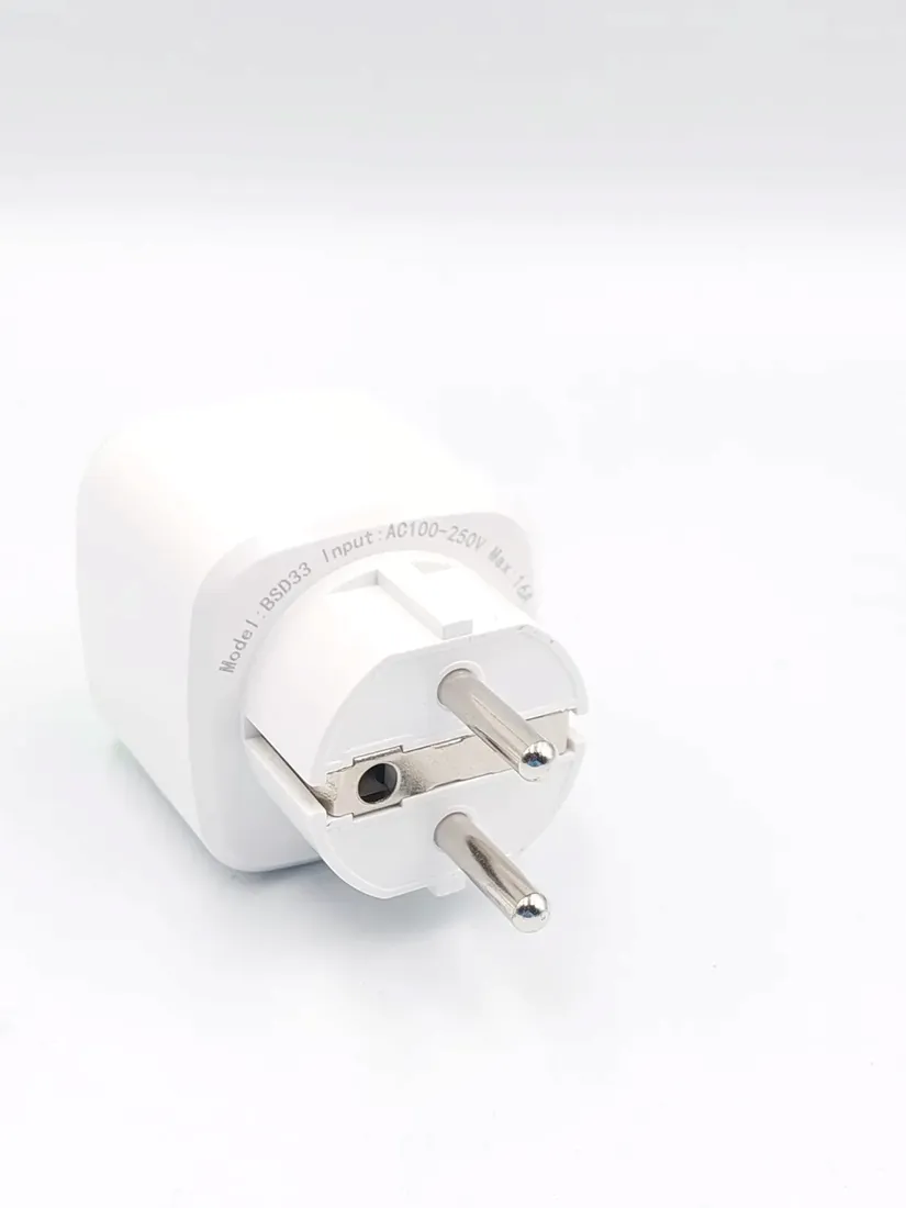 gniazdko-surfou-wlan-wifi