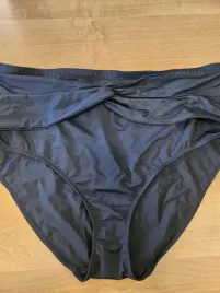 b-p-c-figi-bikini-kapielowe-modelujace-czarne-54