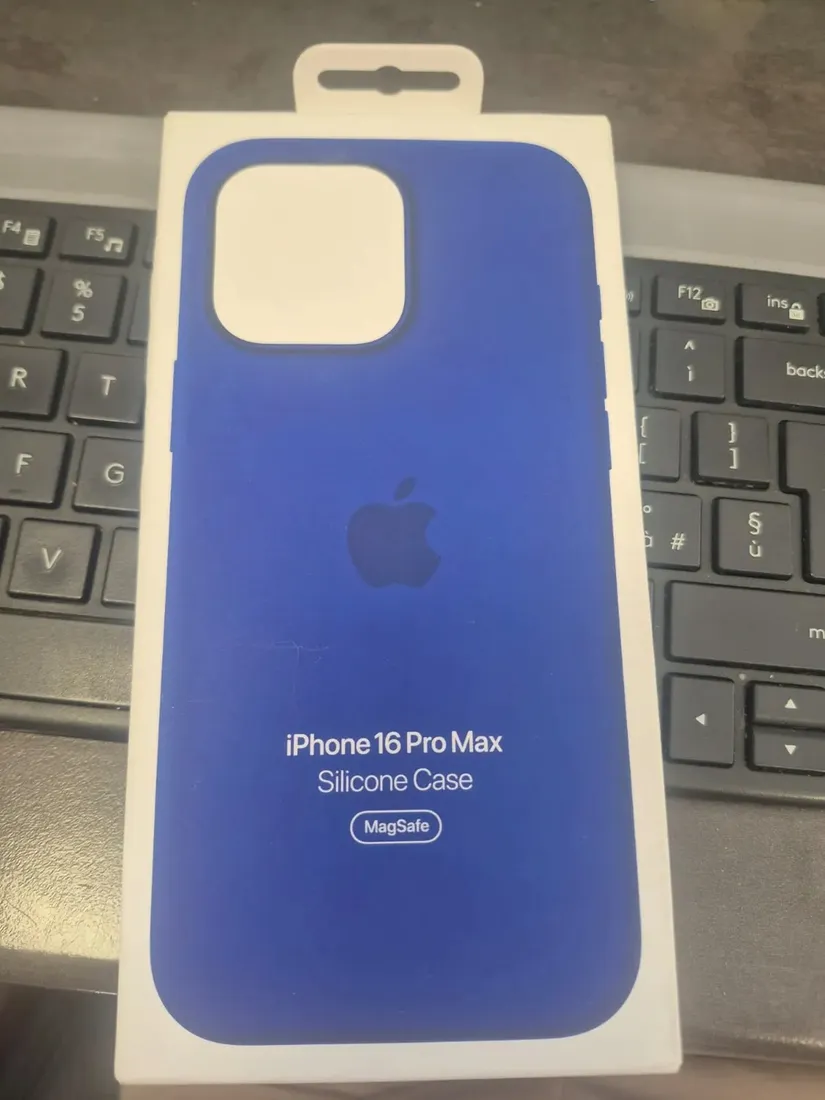 plecki-apple-do-apple-iphone-16-pro-max-niebieski