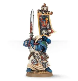 space-marines-ezekiel-grand-master-of-librarians-warhammer-40000
