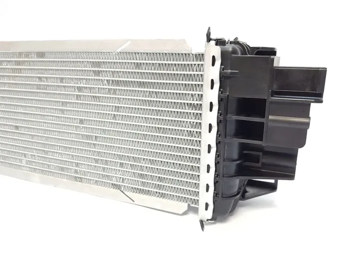 intercooler-renault-trafic-iii-20-dci-jakosc-czesci-zgodnie-z-gvo-o-oryginal-z-logo-producenta-samochodu-oe