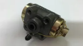 cylinder-hamulcowy-multicar-przod