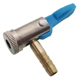 koncowka-do-pompowania-fi-8mm-katowa-plastikowy-zacisk