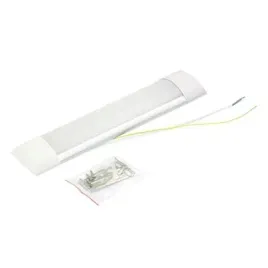 lampa-led-panelowa-wewnetrzna-20w-230v-600x75x25mm-z-kablem-ip20-1600lm