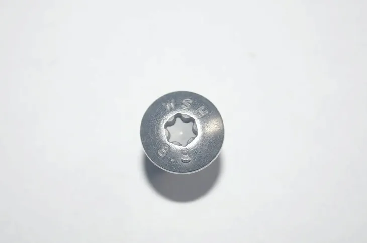 sruba-bmw-5-f10-numer-katalogowy-czesci-07146958688