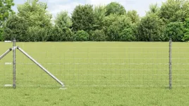 ogrodzenie-euro-z-13-slupkami-osadzonymi-w-kolcach-0-8x25-m-stal-ocynkowana