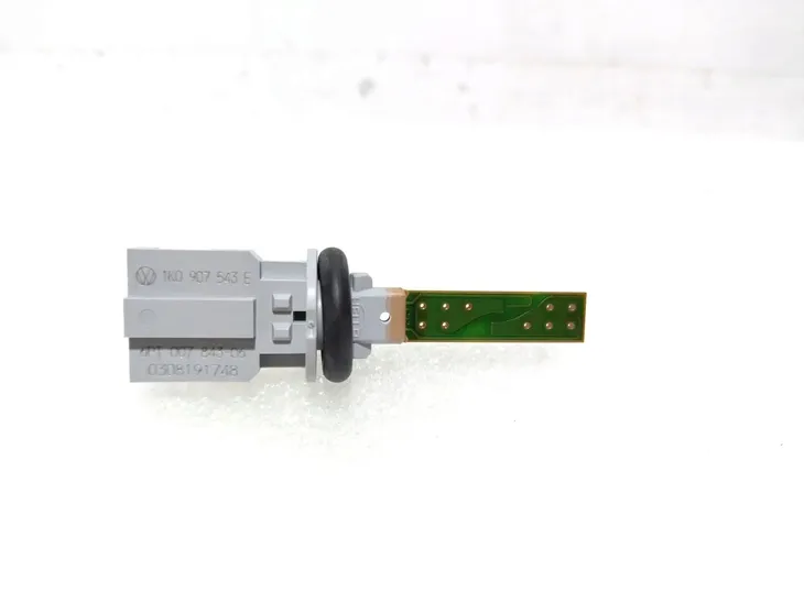 czujnik-temp-wewn-vw-golf-04-producent-czesci-volkswagen-oe