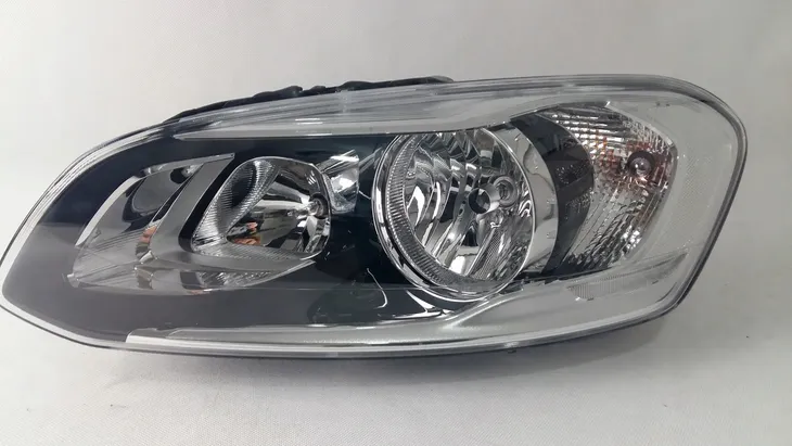 reflektor-citroen-c4-cactus-09-14-le-informacje-dodatkowe-zarowki-w-zestawie