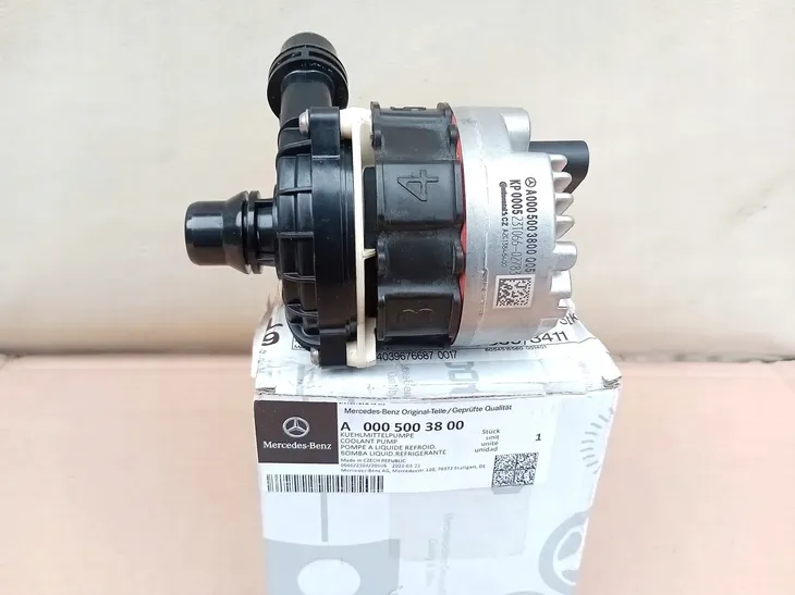 pompa-wody-db-w213-20-16-producent-czesci-mercedes-benz-oe