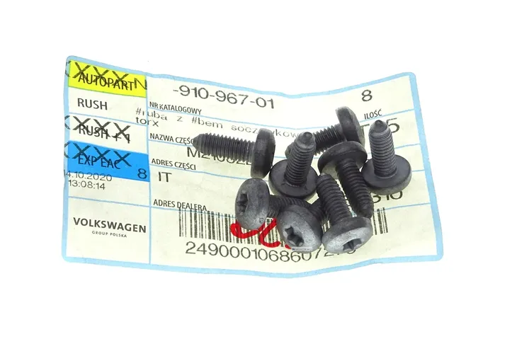sruba-audi-a4-08-stan-nowy