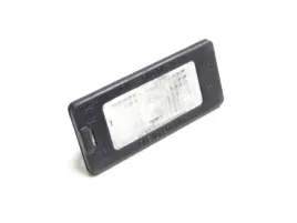 lampka-tablicy-rej-vw-polo-10-
