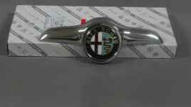 motylek-z-znaczkiem-przod-alfa-romeo-gt