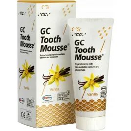 plynne-szkliwo-pasta-gc-tooth-mousse-wanilia-bez-fluoru-ochronna-do-zebow