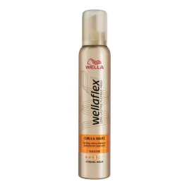 wellaflex-pianka-do-wlosow-curls-and-vawes-3-200-ml