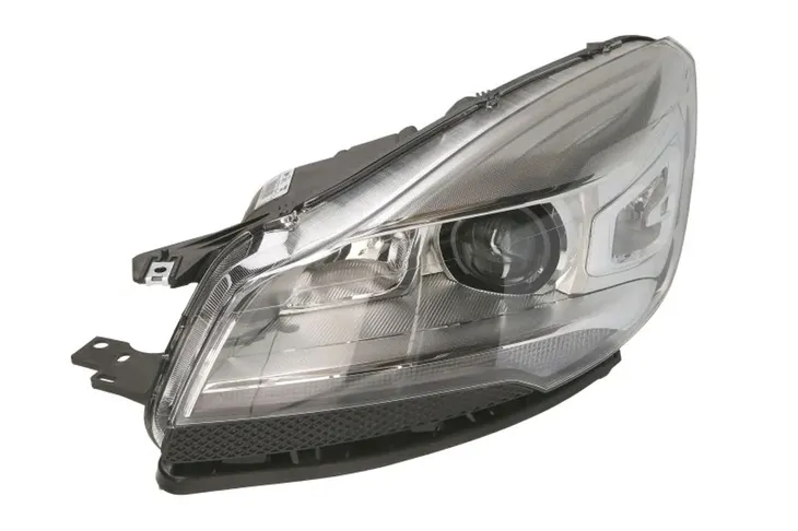 reflektor-swiatel-przednich-val044983