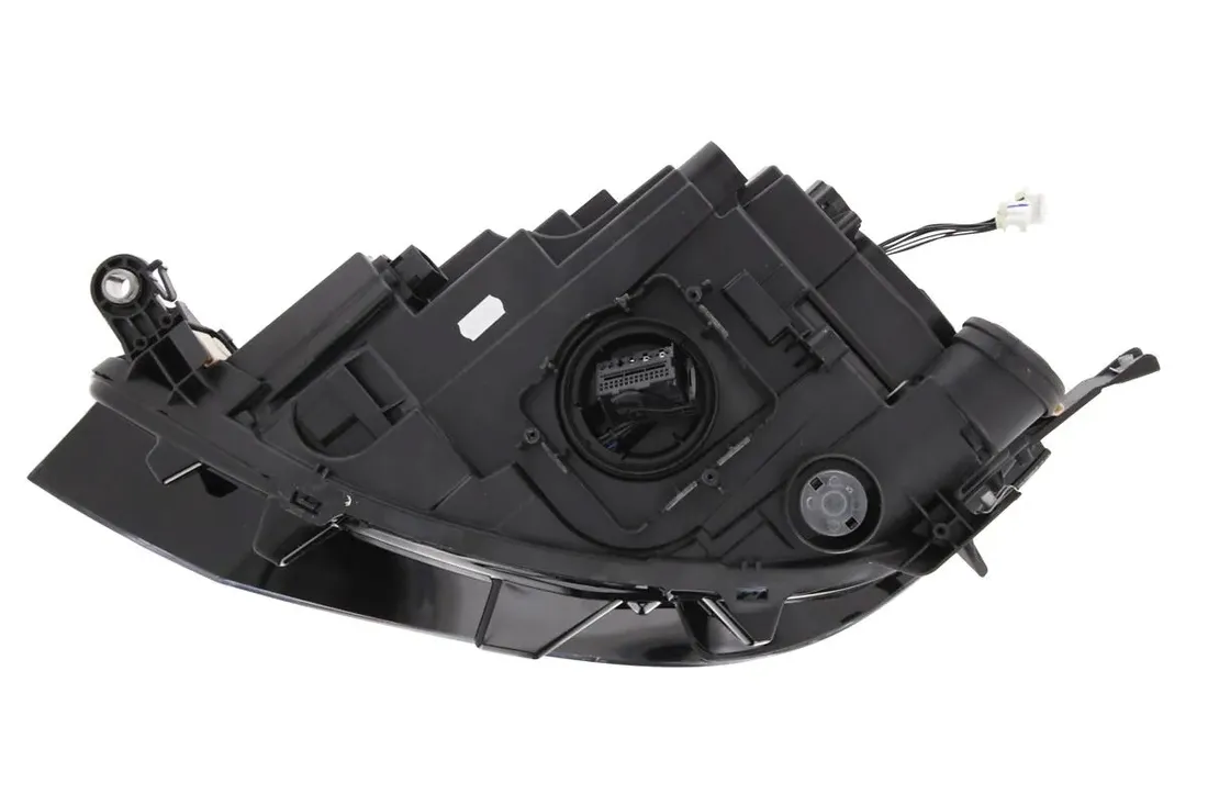 reflektor-swiatel-przednich-val450709
