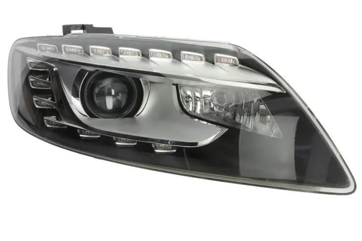 reflektor-swiatel-przednich-val044142
