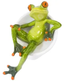 figurka-zaba-w-fotelu