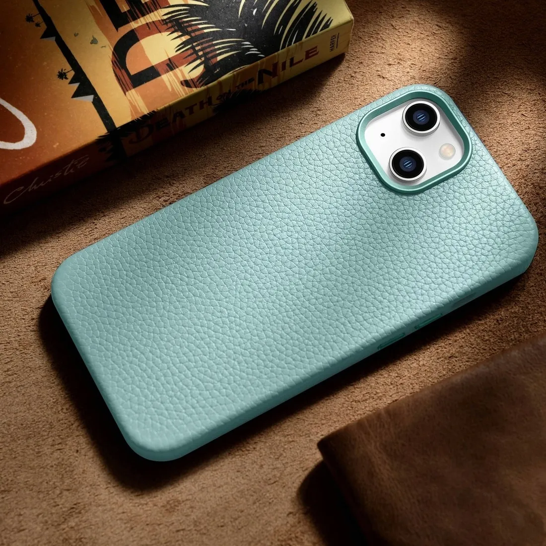super-jakosc-oryginalne-etui-do-iphone-14-plus-stan-nowy