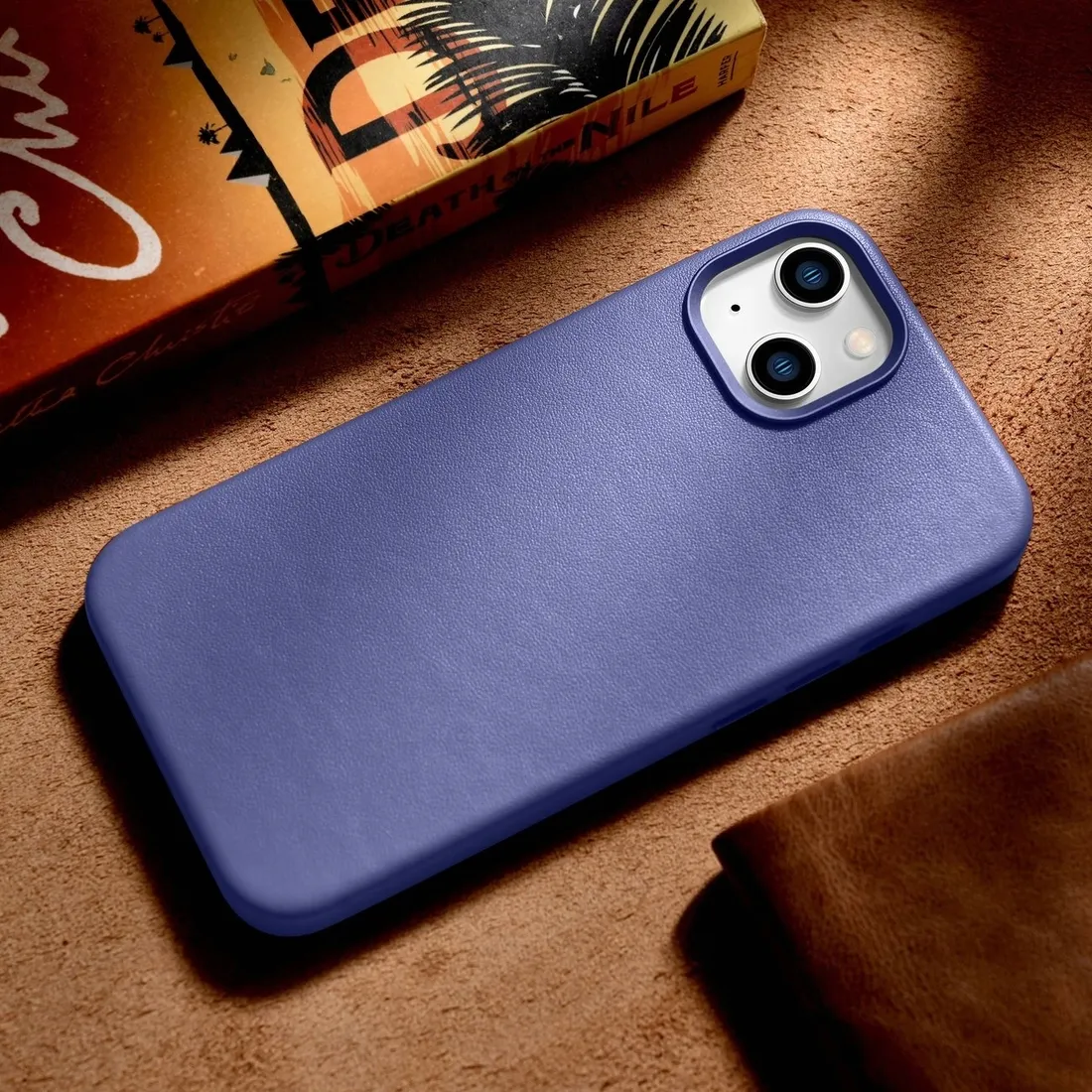 super-jakosc-oryginalne-etui-do-iphone-14-plus-stan-nowy