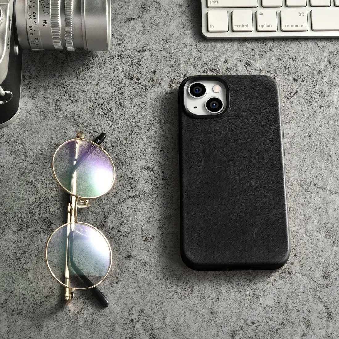 super-jakosc-oryginalne-etui-do-iphone-14-plus-stan-nowy