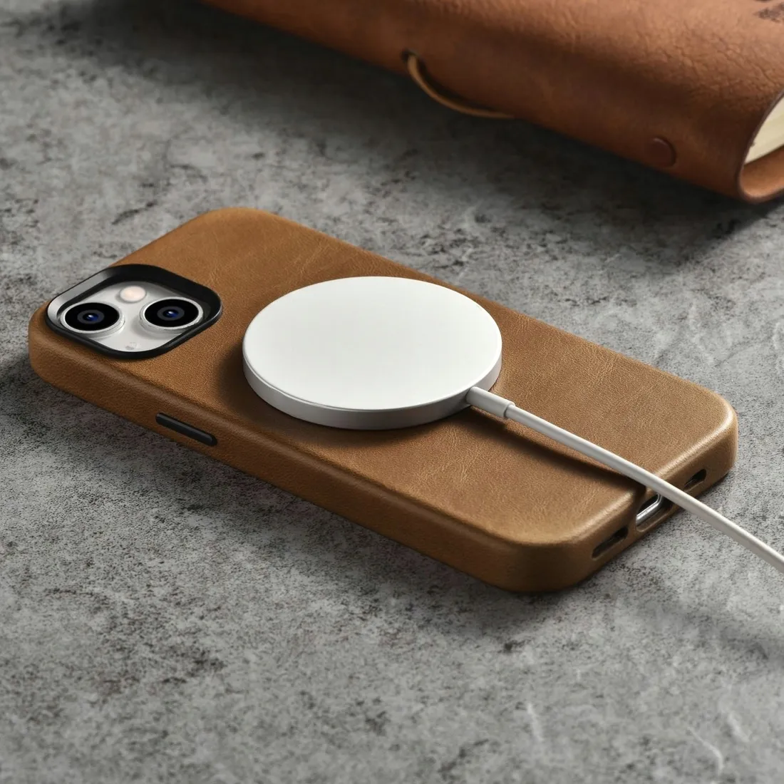 super-jakosc-oryginalne-etui-do-iphone-14-plus
