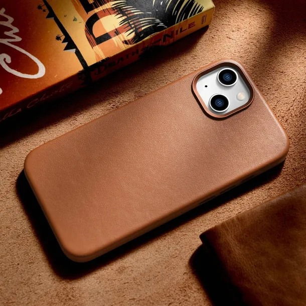 super-jakosc-oryginalne-etui-do-iphone-14-plus-stan-nowy-kolor-wielokolorowy