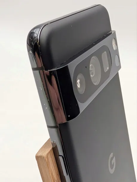 google-pixel-8-pro-128gb-czarny-material-aluminium-metal-szklo-tworzywo-sztuczne