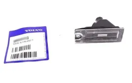 lampka-tablicy-rej-volvo-s60-i-s80-i-v70-ii-xc70-cross-country
