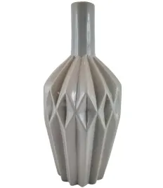 wazon-geometryczny-z-szyjka-bezowy