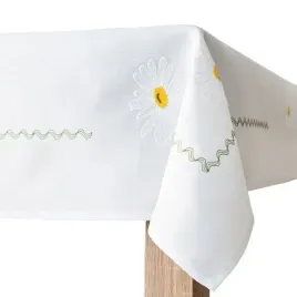 bialy-obrus-z-haftem-stokrotki-kwiaty-140x220-cm-elegancka-dekoracja-stolu