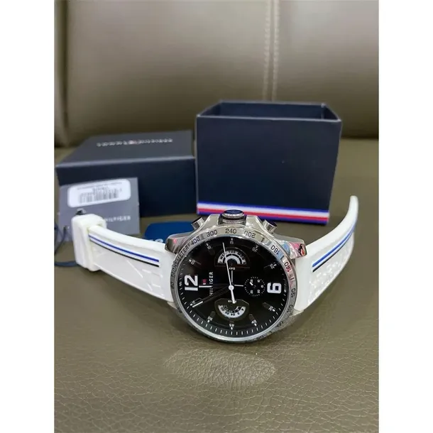 1791475-marka-tommy-hilfiger