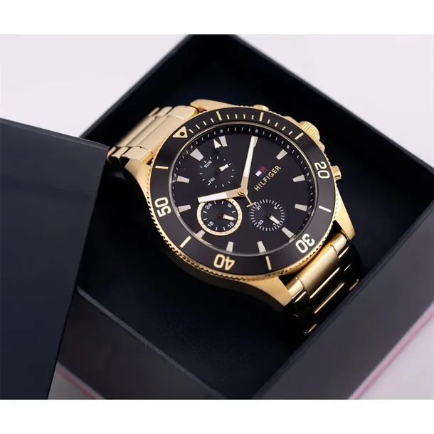 1791919-marka-tommy-hilfiger