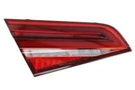 lampa-zespolonych-swiatel-tylnych-2sv012-837-131