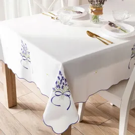 obrus-bialy-z-haftem-lawendy-140x180-cm-ozdobna-chmurka-fale-obszyty-fiolet