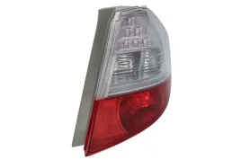 lampa-zespolonych-swiatel-tylnych-11-11551-06-2-tyc