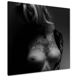 obrazy-90x90-dziewczyna-z-tatuazami