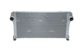 chlodnica-powietrza-doladowujacego-30243-nrf
