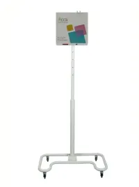 podloga-interaktywna-smartfloor-standard-mobile-ze-statywem