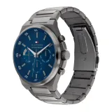 1792089-marka-tommy-hilfiger
