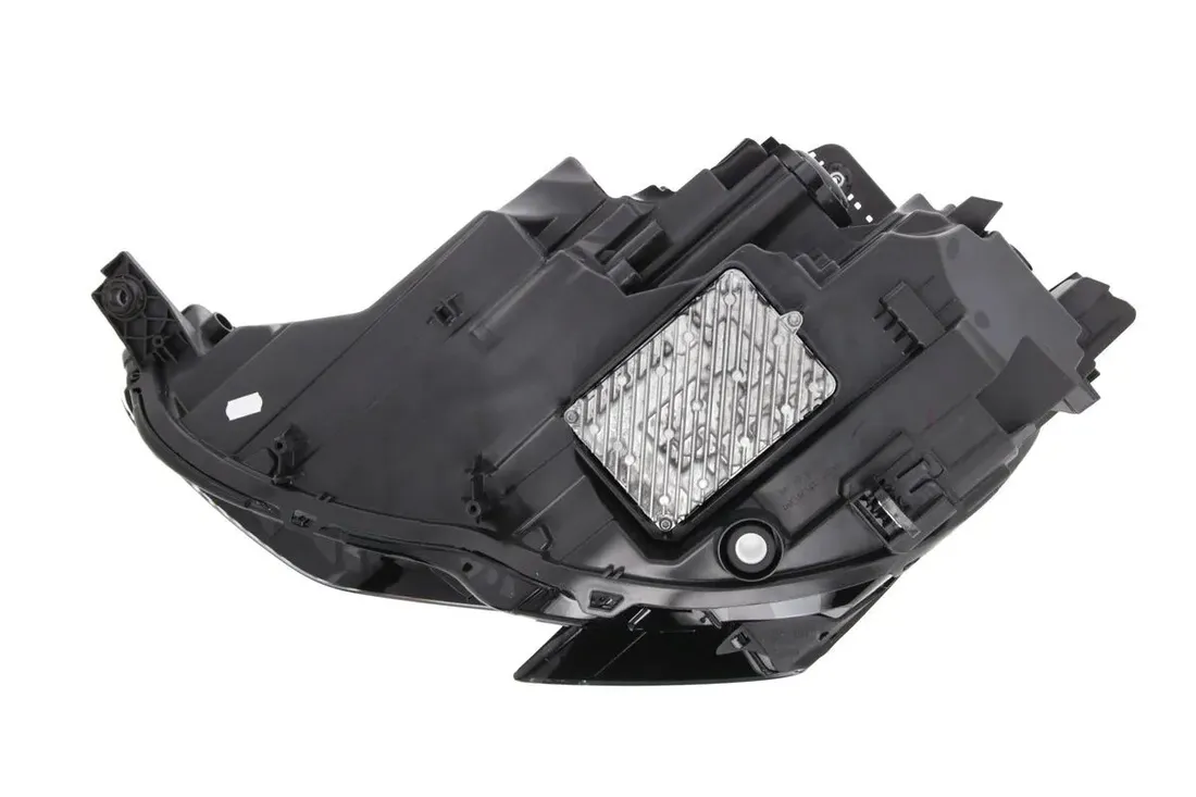 reflektor-swiatel-przednich-val450901