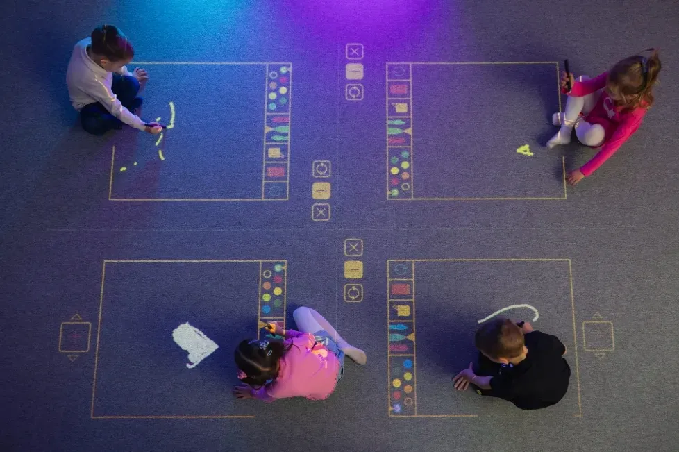 podloga-interaktywna-smartfloor-pro-fullhd