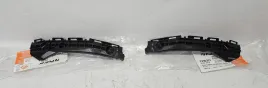2x-nowy-slizg-mocowanie-zderzaka-lewy-prawy-tyl-toyota-yaris-iii-lift-14-17